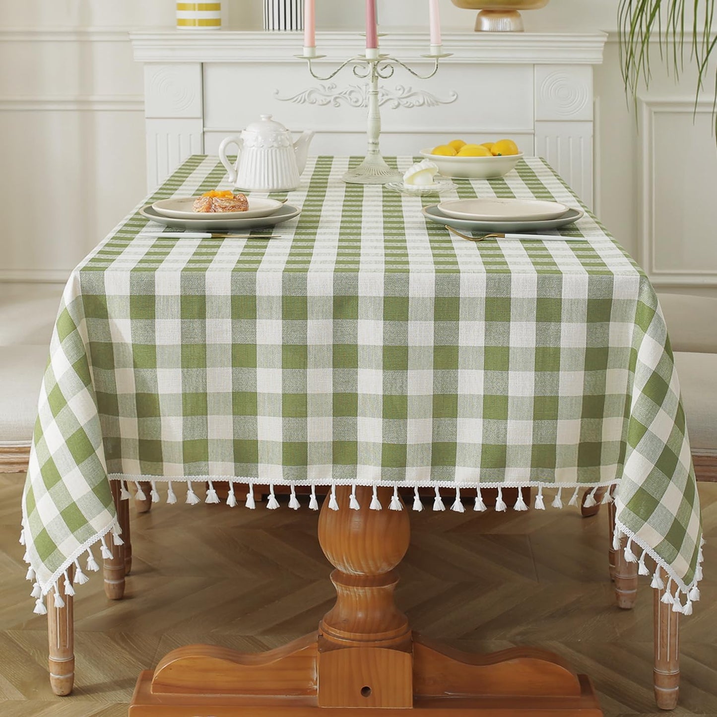 Laolitou Checkered Tablecloth Rectangle Washable Buffalo Plaid Table Cloth with Tassel Cotton Linen Gingham Table Cover for Picnic Kitchen Dining Room, Beige, 102 Inch